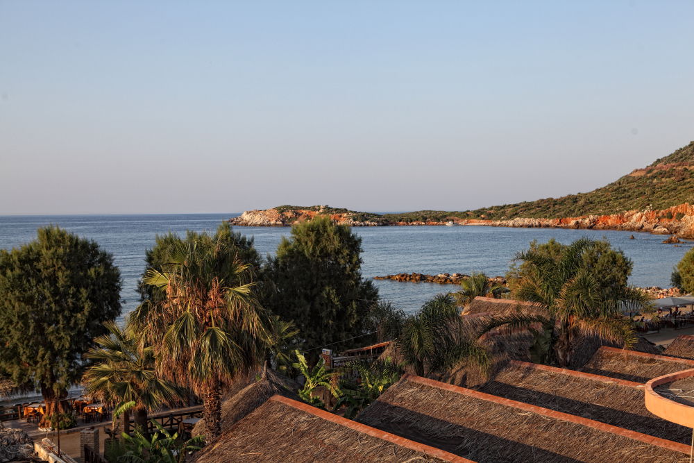Niriides Beach Hotel Ретимно Экстерьер фото