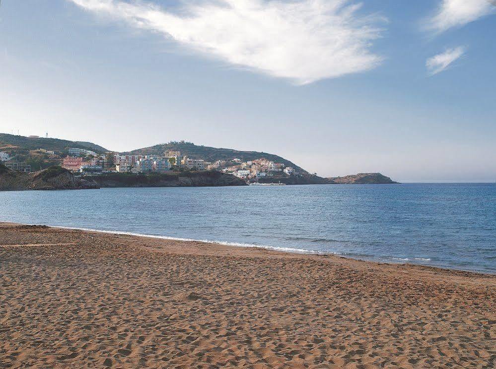 Niriides Beach Hotel Ретимно Экстерьер фото