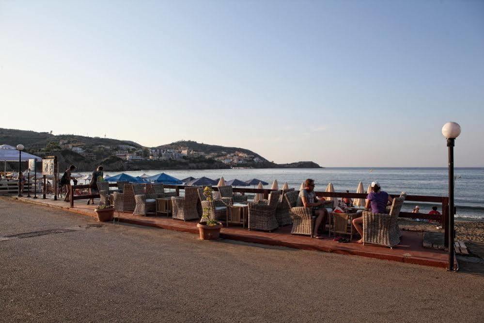 Niriides Beach Hotel Ретимно Экстерьер фото